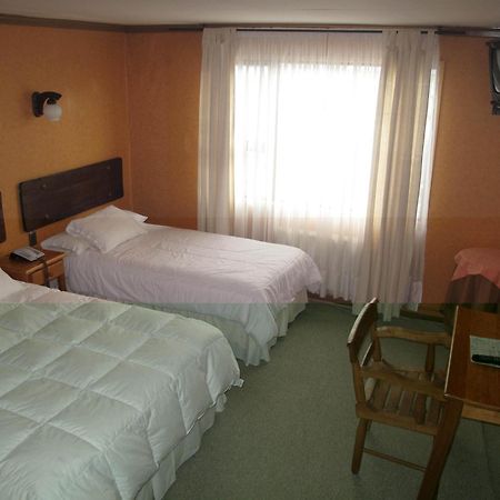 Hotel Saltos Del Paine Puerto Natales Exteriör bild